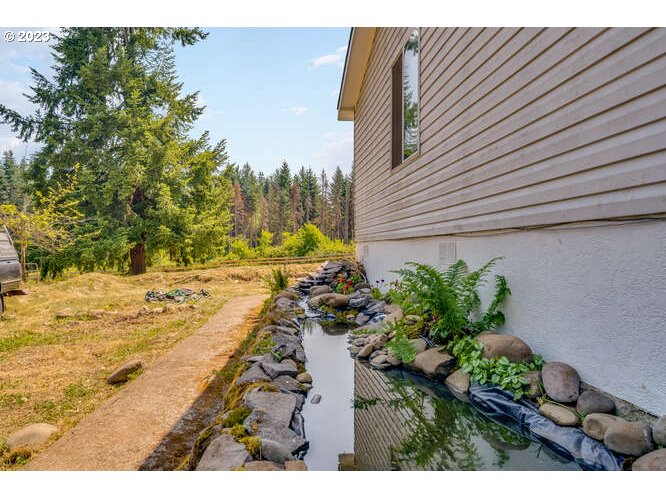 37614 Southeast Coupland Road Estacada, OR 97023 - Photo 9 of 34 Gallery Image 9