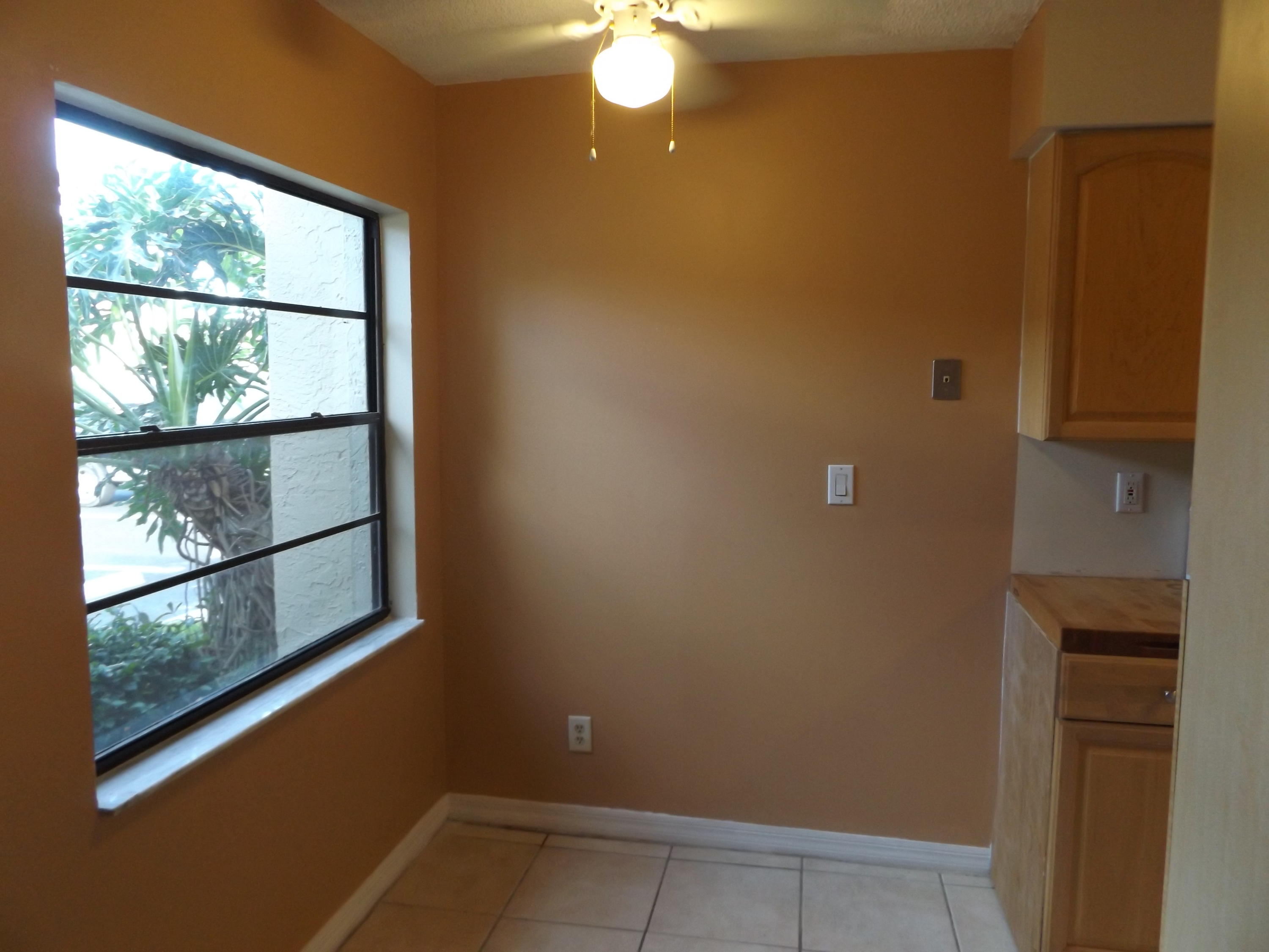 6008 Indrio Road, Unit 7 Fort Pierce, FL 34951 - Photo 10 of 29 Kitchen Nook
