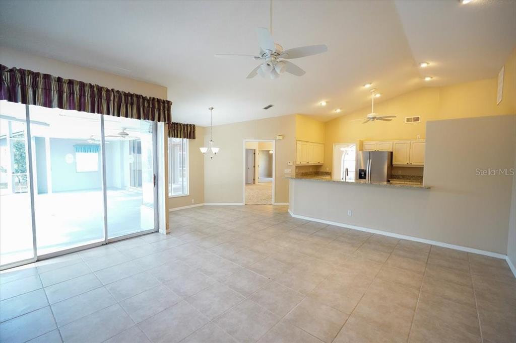 29 Linder Circle Homosassa, FL 34446 - Photo 4 of 66