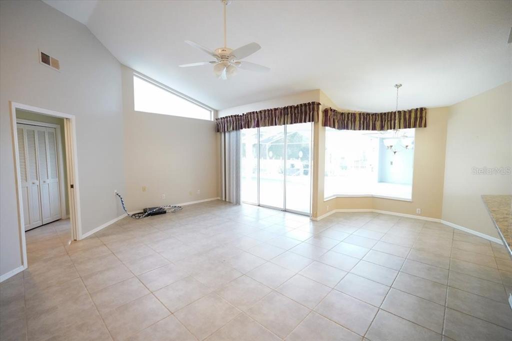 29 Linder Circle Homosassa, FL 34446 - Photo 5 of 66