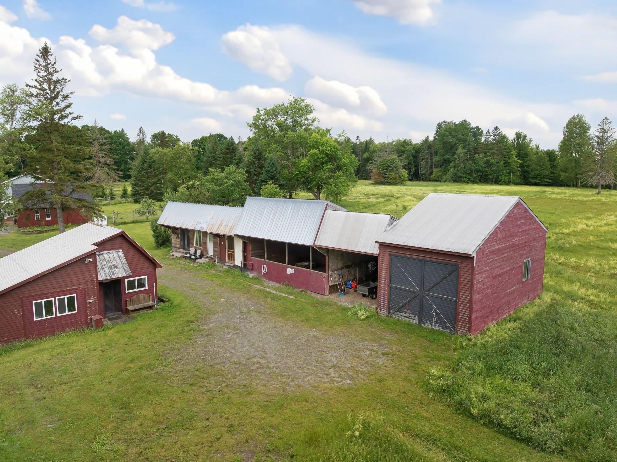 1225 Hardwick Street Hardwick, VT 05836 - Photo 9 of 48