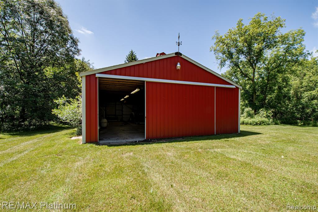 5417 Lobdell Road Fenton, MI 48430 - Photo 43 of 51
