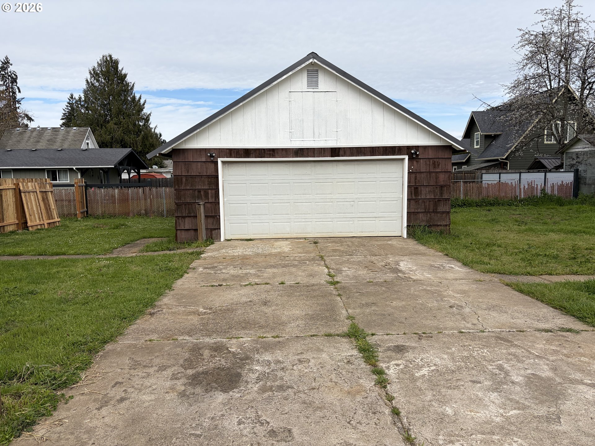 1st Street Cottage Grove, OR 97424 - Photo 2 of 3