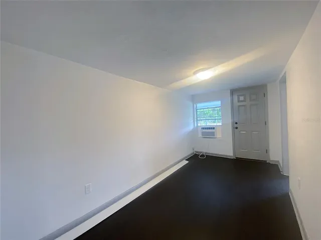 $1,045 | 622 Booker Avenue, Unit A, Lake Wales, FL 33853