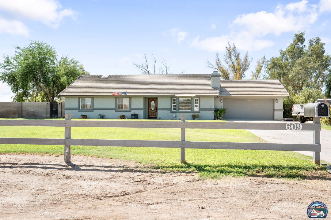 609 West Murphy Road Imperial, CA 92251 - Photo 1 of 41 Gallery Image 1
