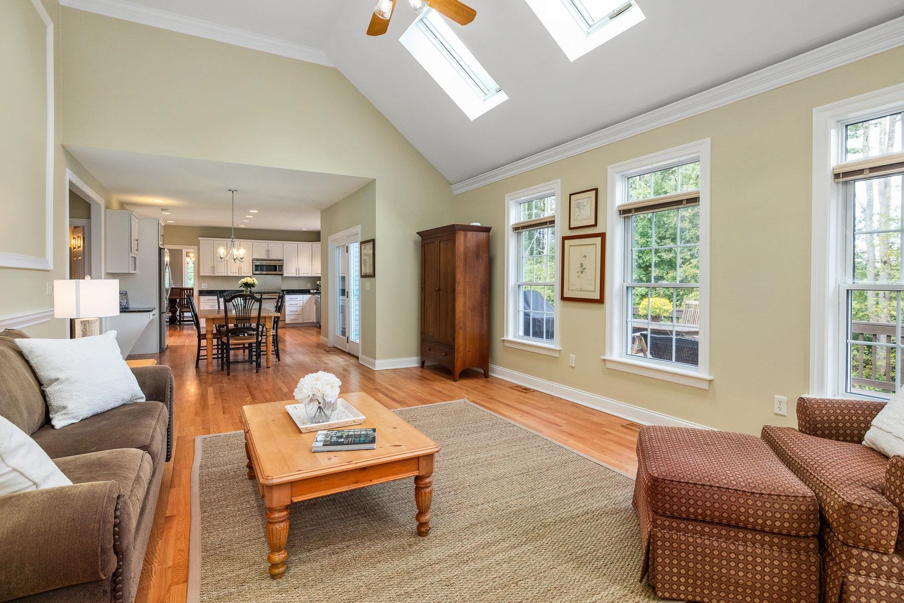 5 Seavey Pasture Road Stratham, NH 03885 - Photo 12 of 40