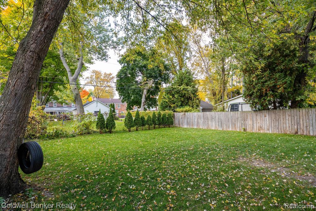 621 Washington Road Grosse Pointe, MI 48230 - Photo 37 of 46
