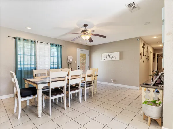 $230,000 | 579 County Road 239, Bay City, TX 77414