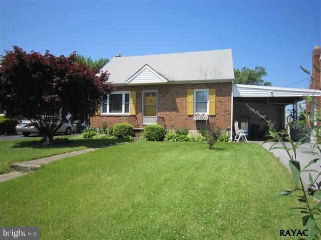 326 Greystone Road York, PA 17402 - Photo 1 of 23 Gallery Image 1