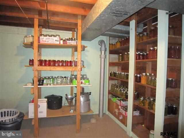 326 Greystone Road York, PA 17402 - Photo 16 of 23 Gallery Image 16