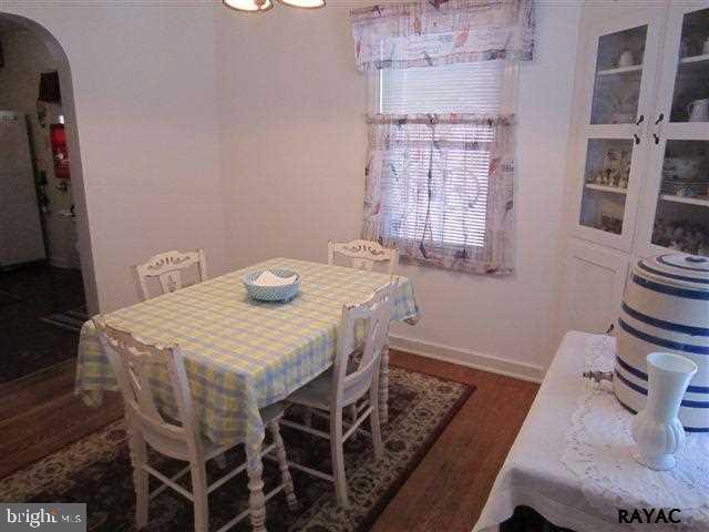 326 Greystone Road York, PA 17402 - Photo 7 of 23 Gallery Image 7
