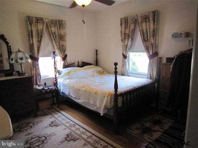 326 Greystone Road York, PA 17402 - Photo 9 of 23 Gallery Image 9