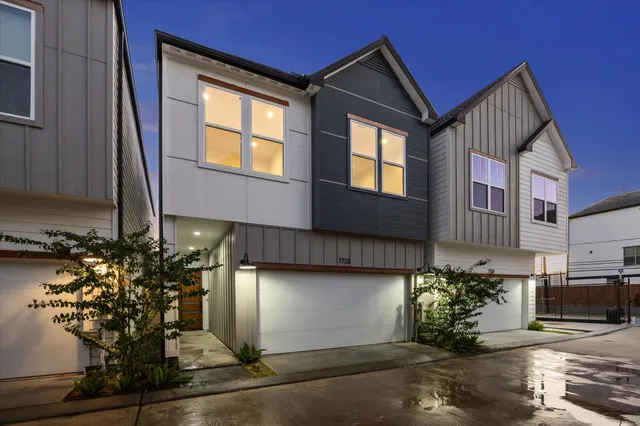 $384,700 | 7723 Sky Dweller Drive, Houston, TX 77055