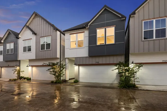 $384,700 | 7723 Sky Dweller Drive, Houston, TX 77055