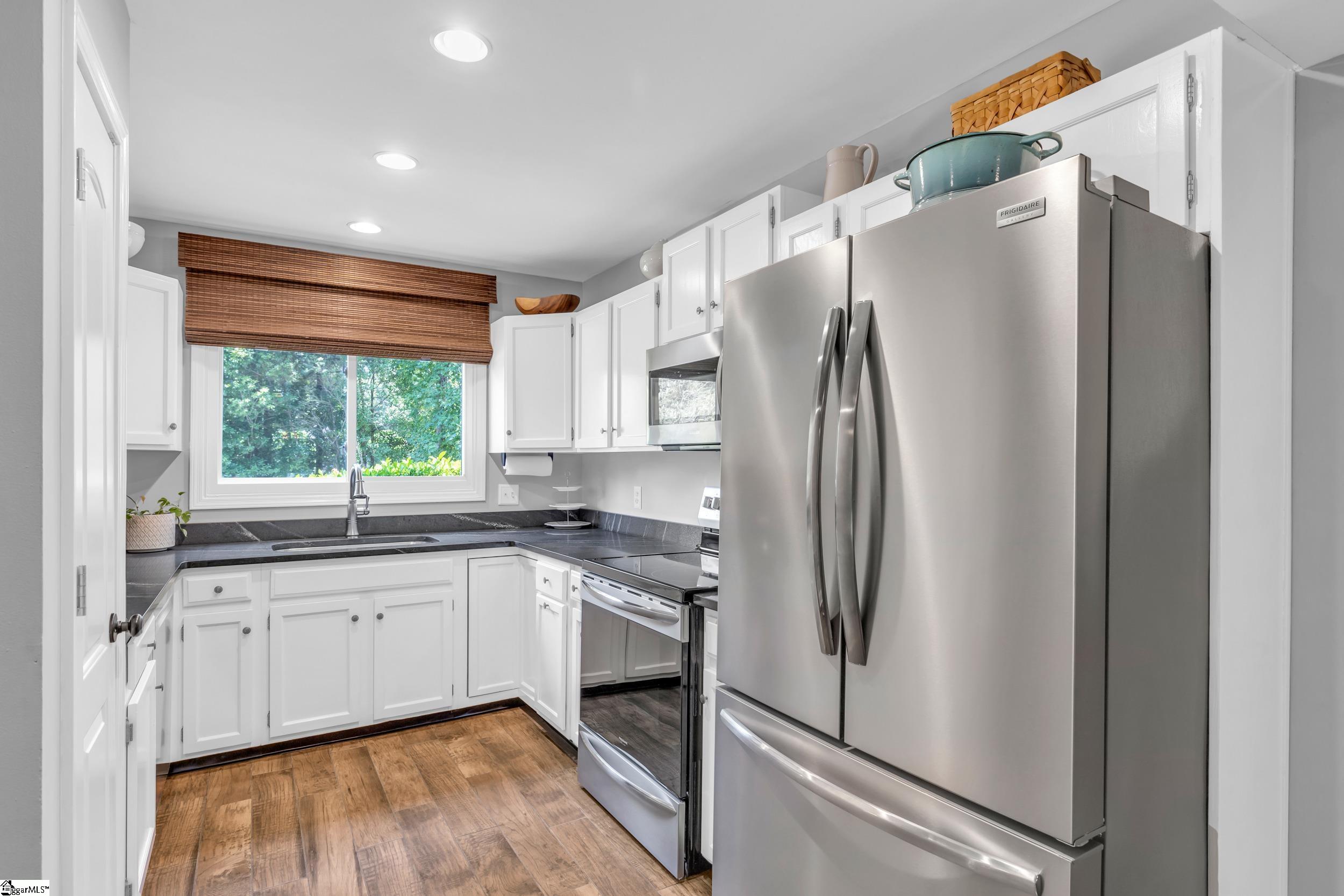 150 Stallings Road, Unit A1 Taylors, SC 29687 - Photo 11 of 26 Gallery Image 11