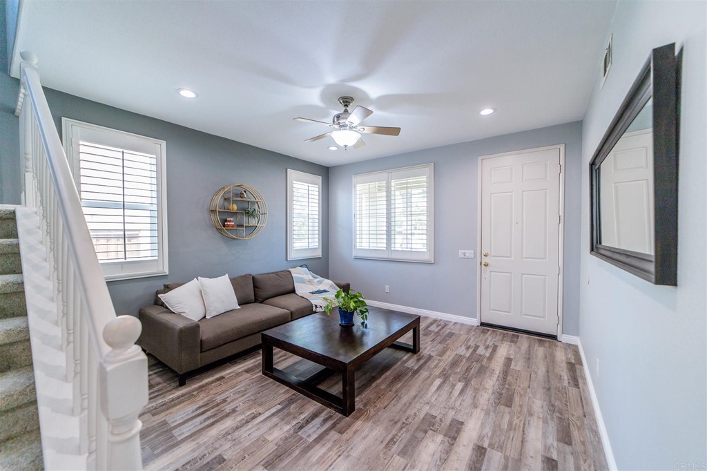 31047 Rose Circle Murrieta, CA 92563 - Photo 3 of 20 a living room with furniture and a window