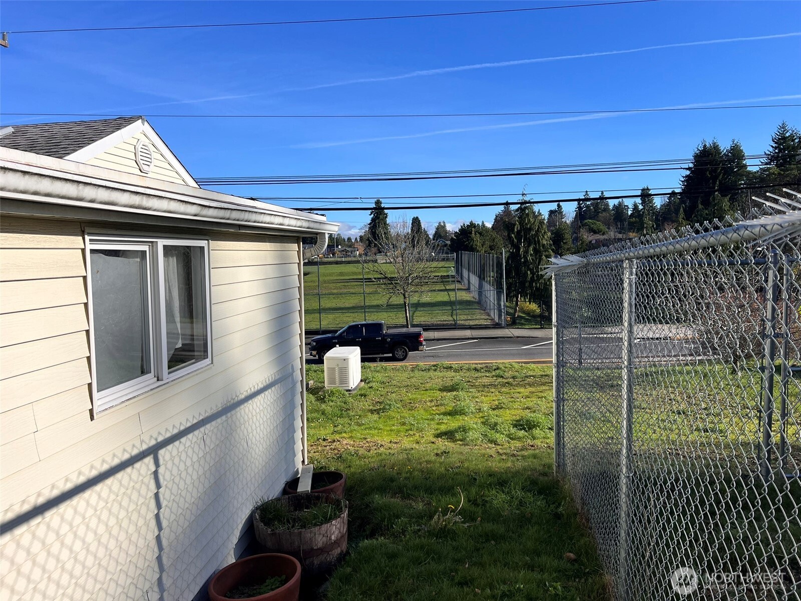 10049 8th Avenue Southwest Seattle, WA 98146 - Photo 6 of 20