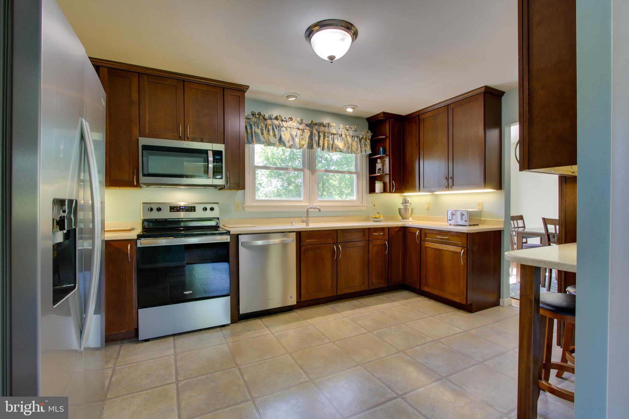 8016 Roland Court Elkridge, MD 21075 - Photo 9 of 42 Gallery Image 9