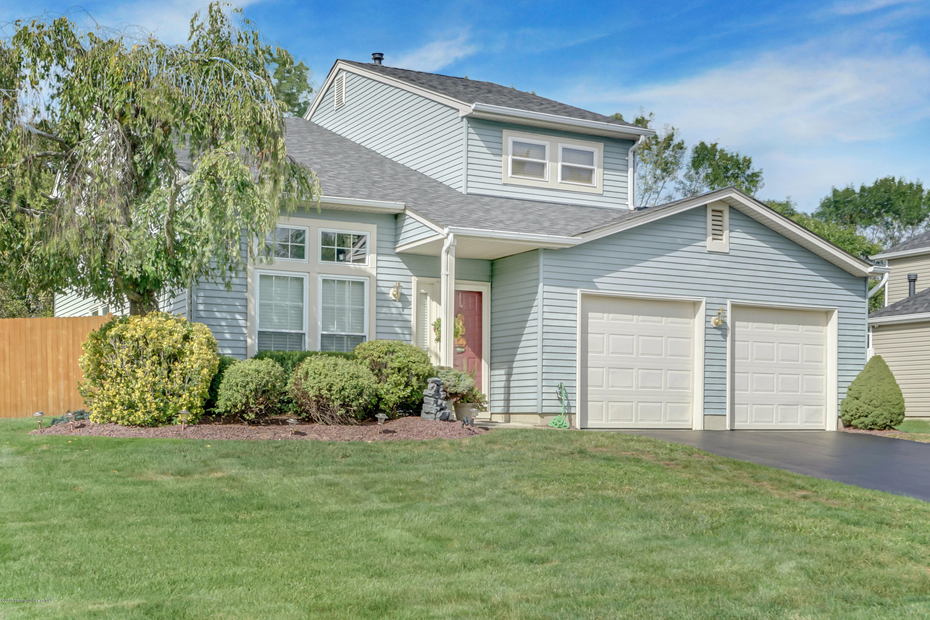 6 Hawk Court Howell, NJ 07731 - Photo 1 of 22 6 Hawk Ct Howell NJ 07731 USA-print-001-