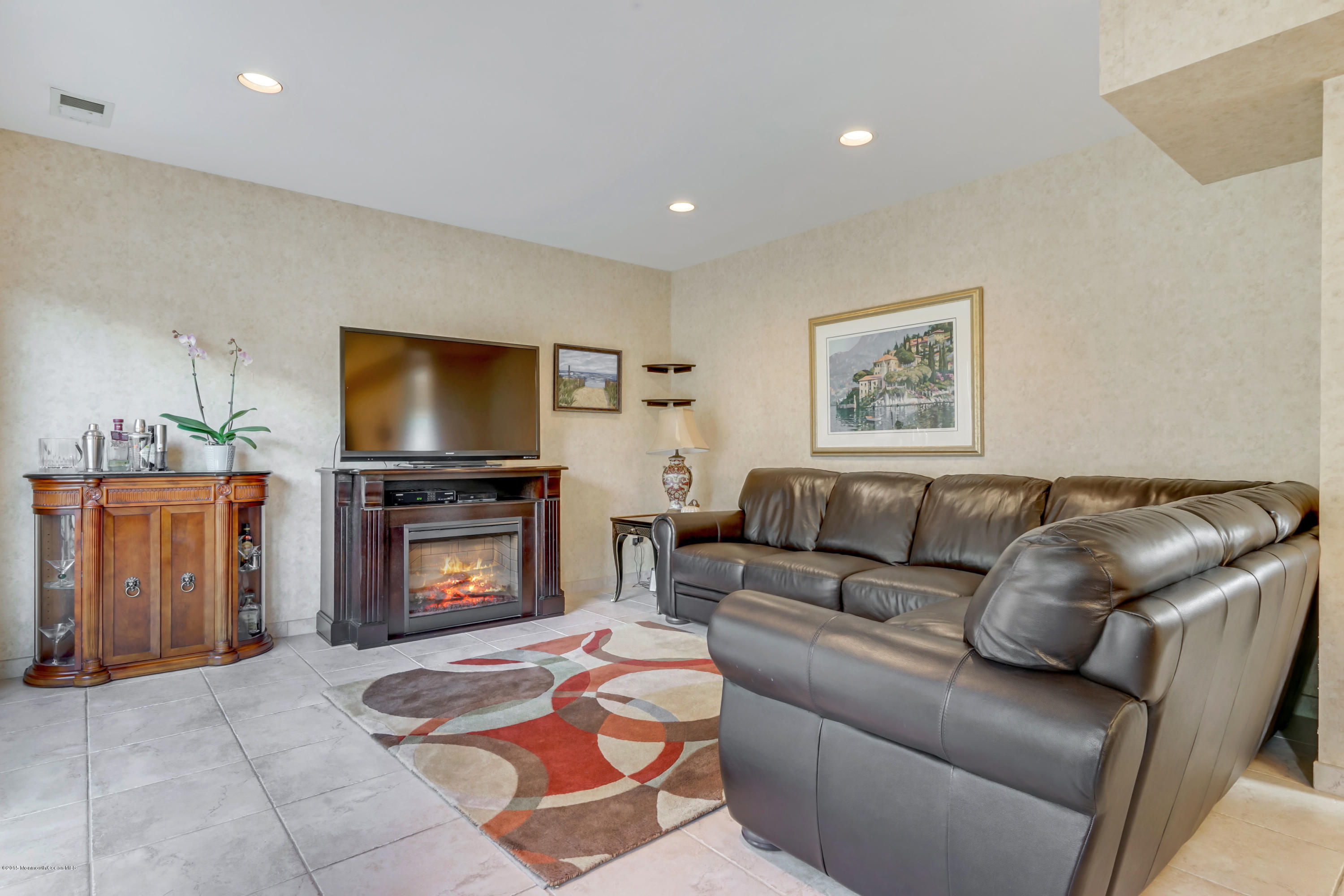 6 Hawk Court Howell, NJ 07731 - Photo 11 of 22 6 Hawk Ct Howell NJ 07731 USA-print-023-