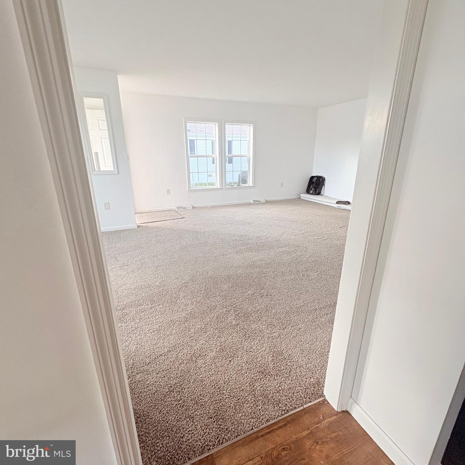 312 Winterset Road Garnet Valley, PA 19060 - Photo 6 of 11