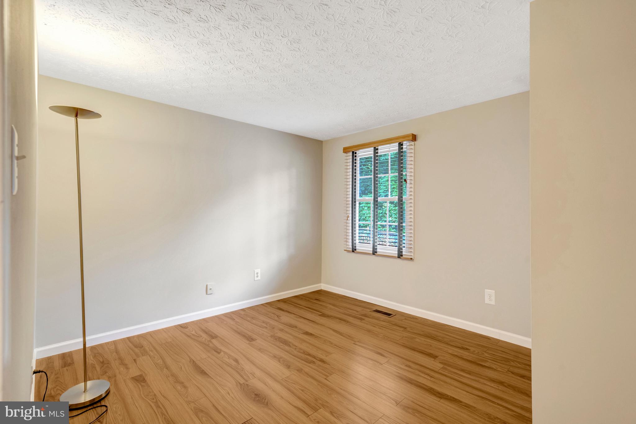 7809 Roundabout Way Springfield, VA 22153 - Photo 50 of 83 Bedroom 3 - 14'11" x 8'10"