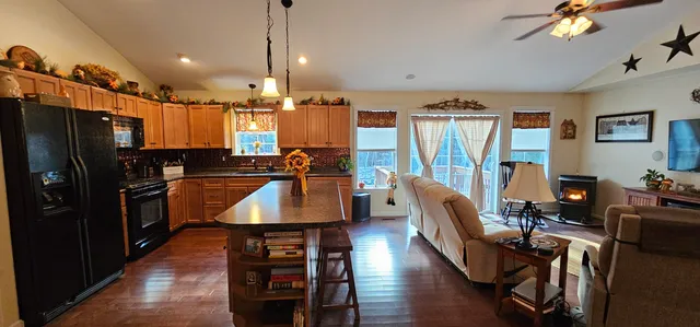 $479,900 | 430 East Side Trail, Oakland, ME 04963