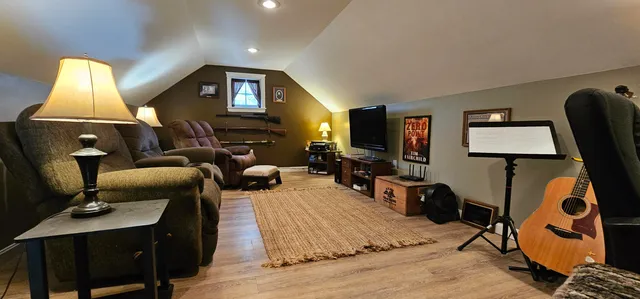 $479,900 | 430 East Side Trail, Oakland, ME 04963