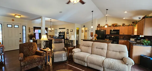 $479,900 | 430 East Side Trail, Oakland, ME 04963