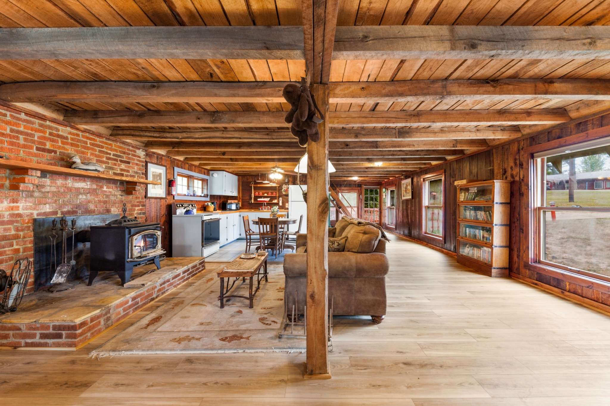 4428 Deer Creek Road Linden, TN 37096 - Photo 33 of 70 a view of a patio with table and chairs