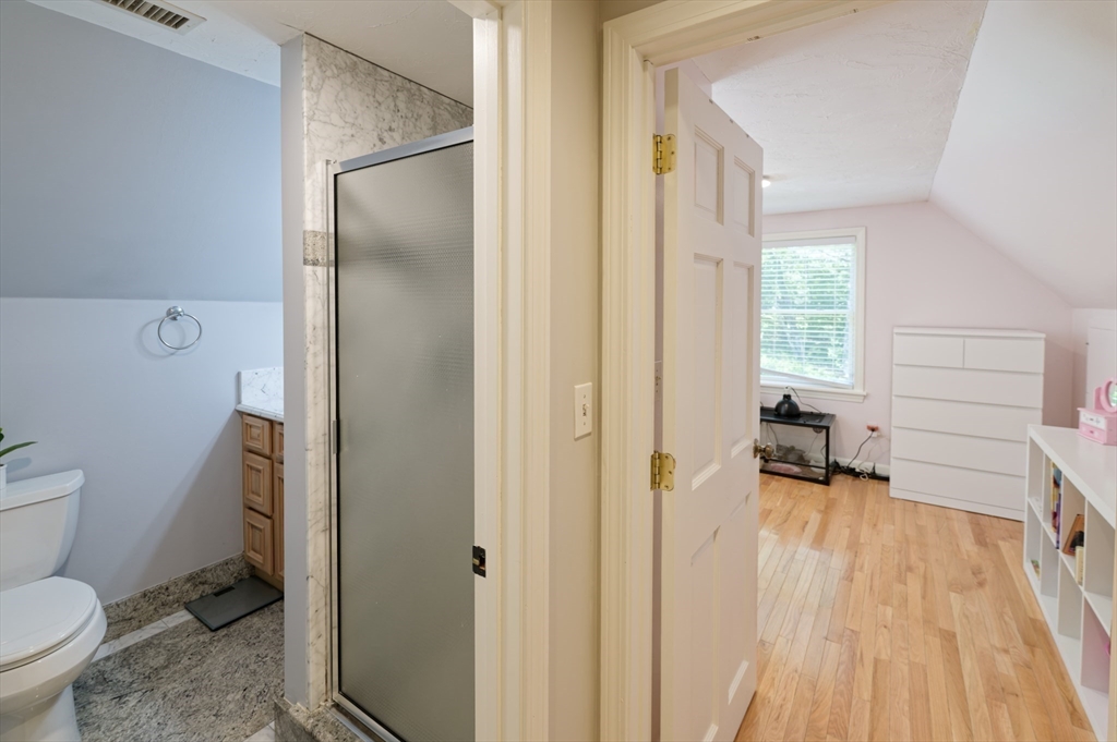24 Woodland Road Uxbridge, MA 01569 - Photo 26 of 35