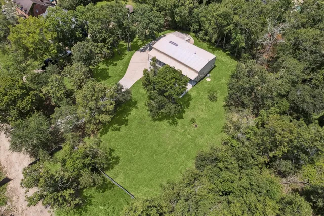 $2,500 | 1425 Oak Hollow Drive, Dickinson, TX 77539