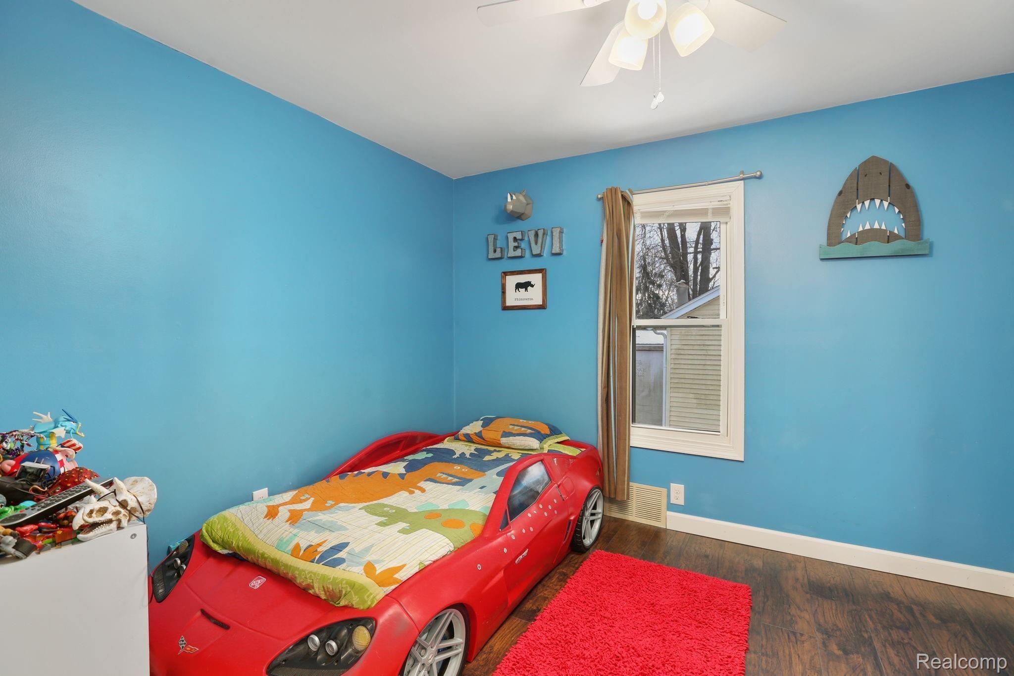 25695 Bell Road New Boston, MI 48164 - Photo 18 of 32 18-web-or-mls-25695 Bell Rd - 17.jpg