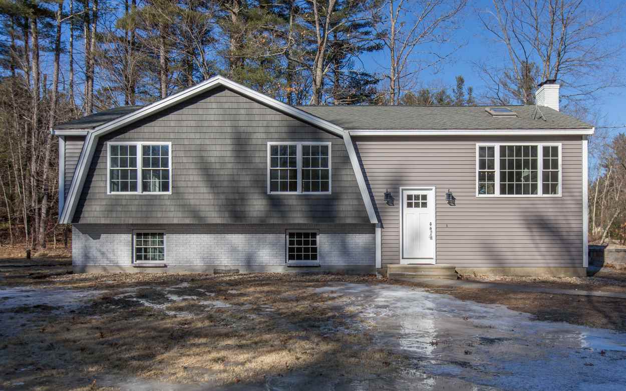 150 Goodhue Road Derry, NH 03038 - Photo 3 of 26