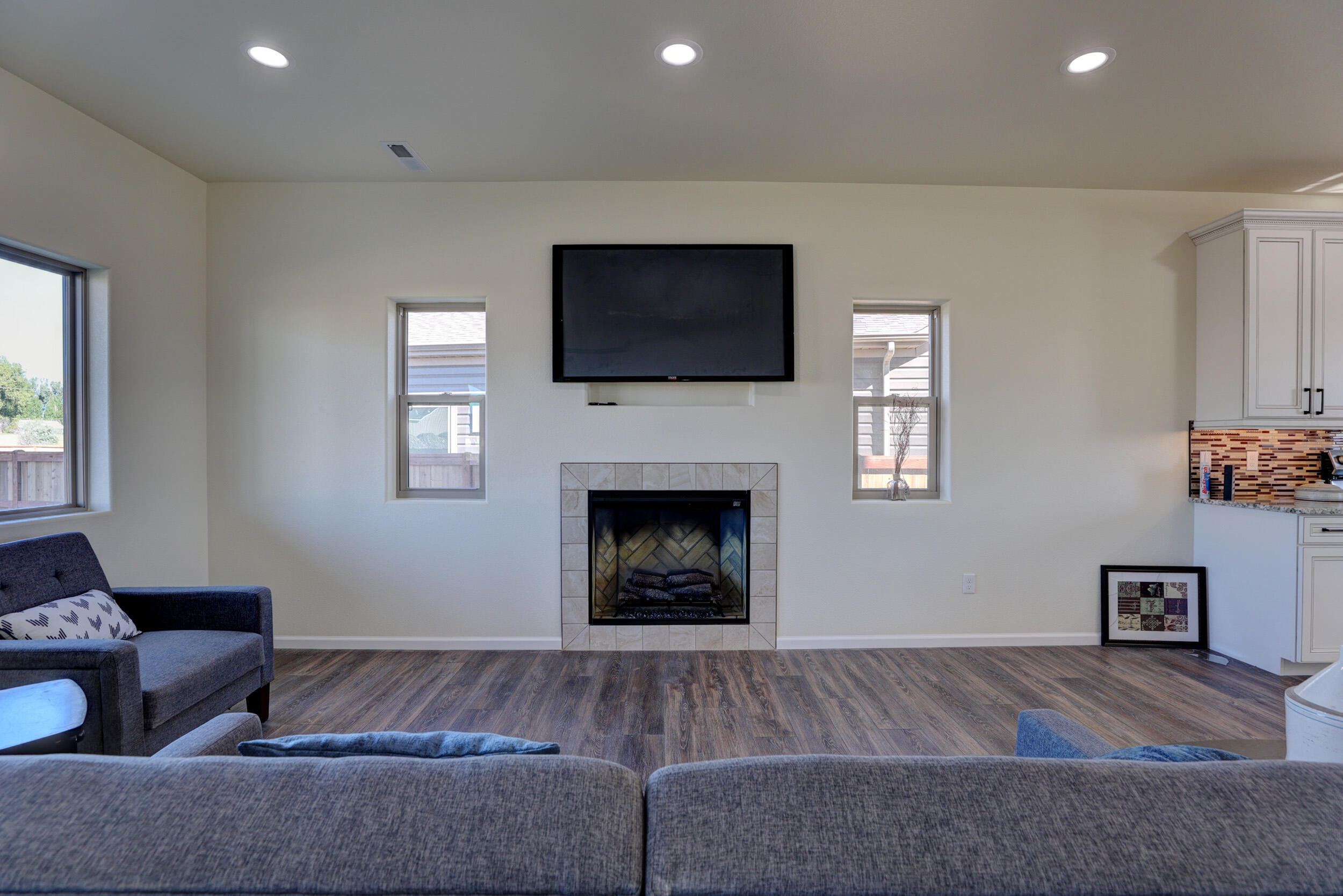 2386 Excalibur Way, Unit HB17) Sheridan, WY 82801 - Photo 14 of 44 AJ7A3550-2