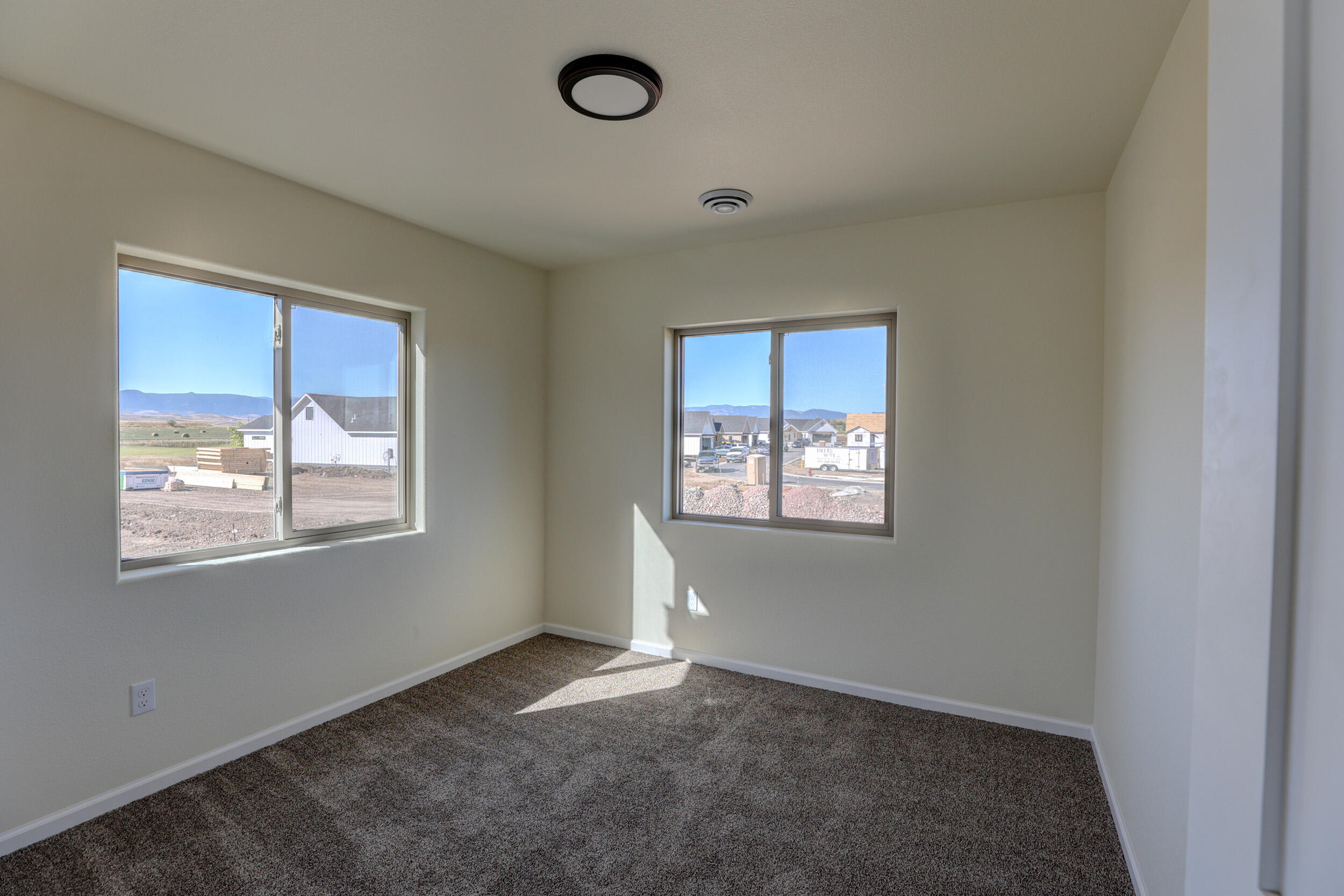 2386 Excalibur Way, Unit HB17) Sheridan, WY 82801 - Photo 34 of 44 AJ7A3635-2