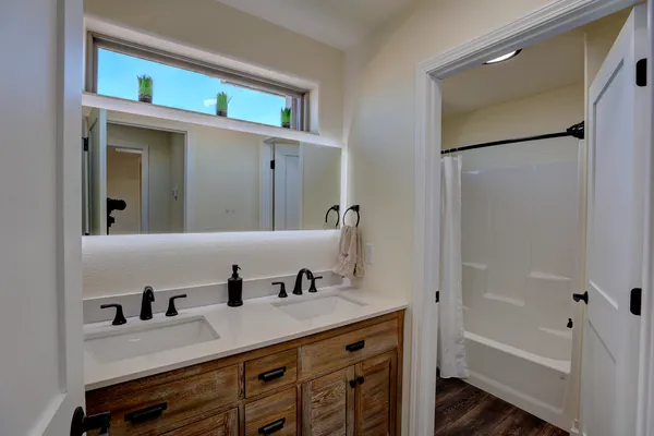 $659,750 | 2386 Excalibur Way, Unit HB17), Sheridan, WY 82801