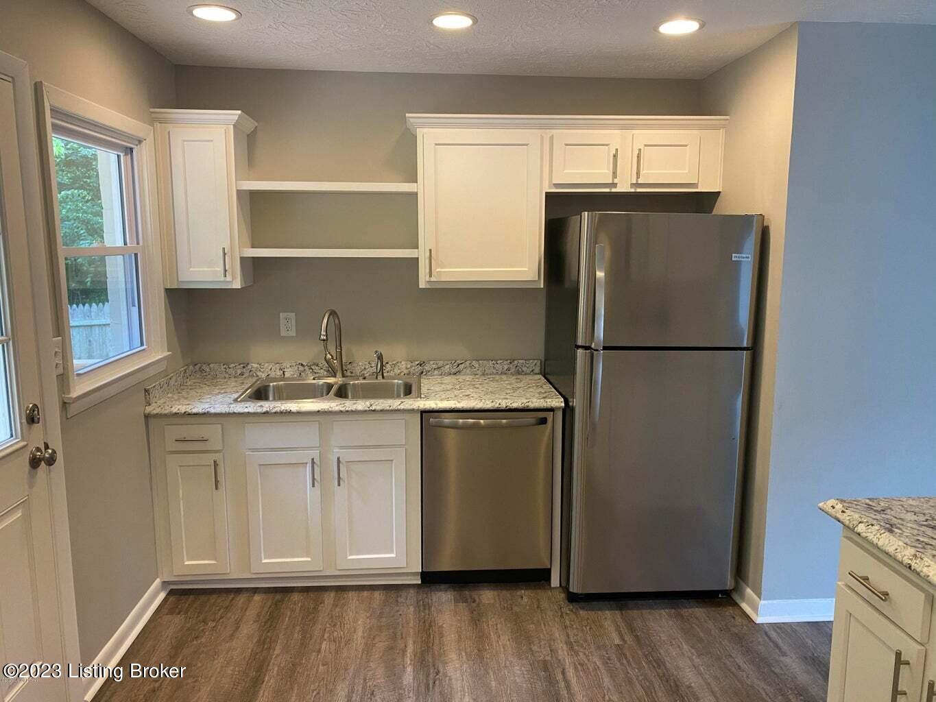 643 Emily Road Louisville, KY 40206 - Photo 5 of 13 Kitchen