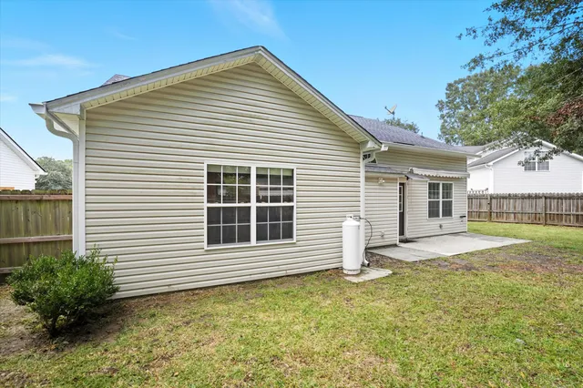 $322,000 | 106 Hialeah Court, Summerville, SC 29486