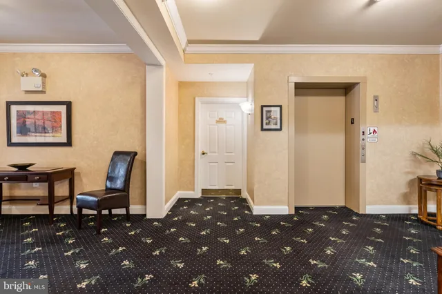 $400,000 | 2 Falcon Drive, Unit 202, Holland, PA 18966