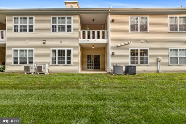 $400,000 | 2 Falcon Drive, Unit 202, Holland, PA 18966