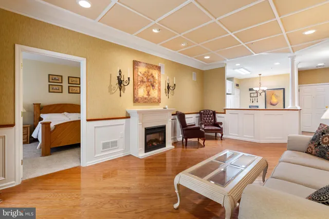 $400,000 | 2 Falcon Drive, Unit 202, Holland, PA 18966