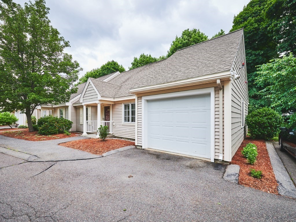 396 Boston Road, Unit 201 Billerica, MA 01821 - Photo 2 of 25 Gallery Image 2
