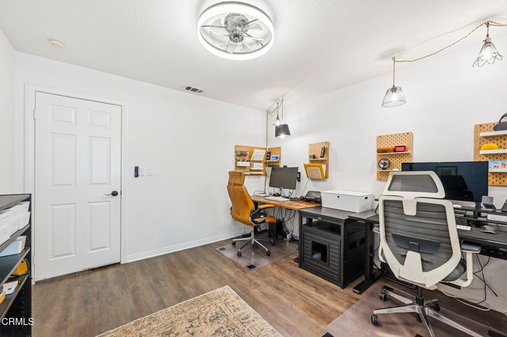 574 Charles Street Moorpark, CA 93021 - Photo 15 of 23