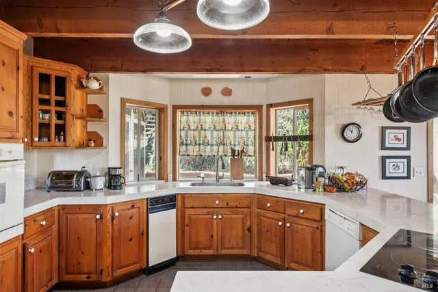 $625,000 | 27 Beechwood Court, Napa, CA 94558