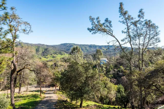 $625,000 | 27 Beechwood Court, Napa, CA 94558