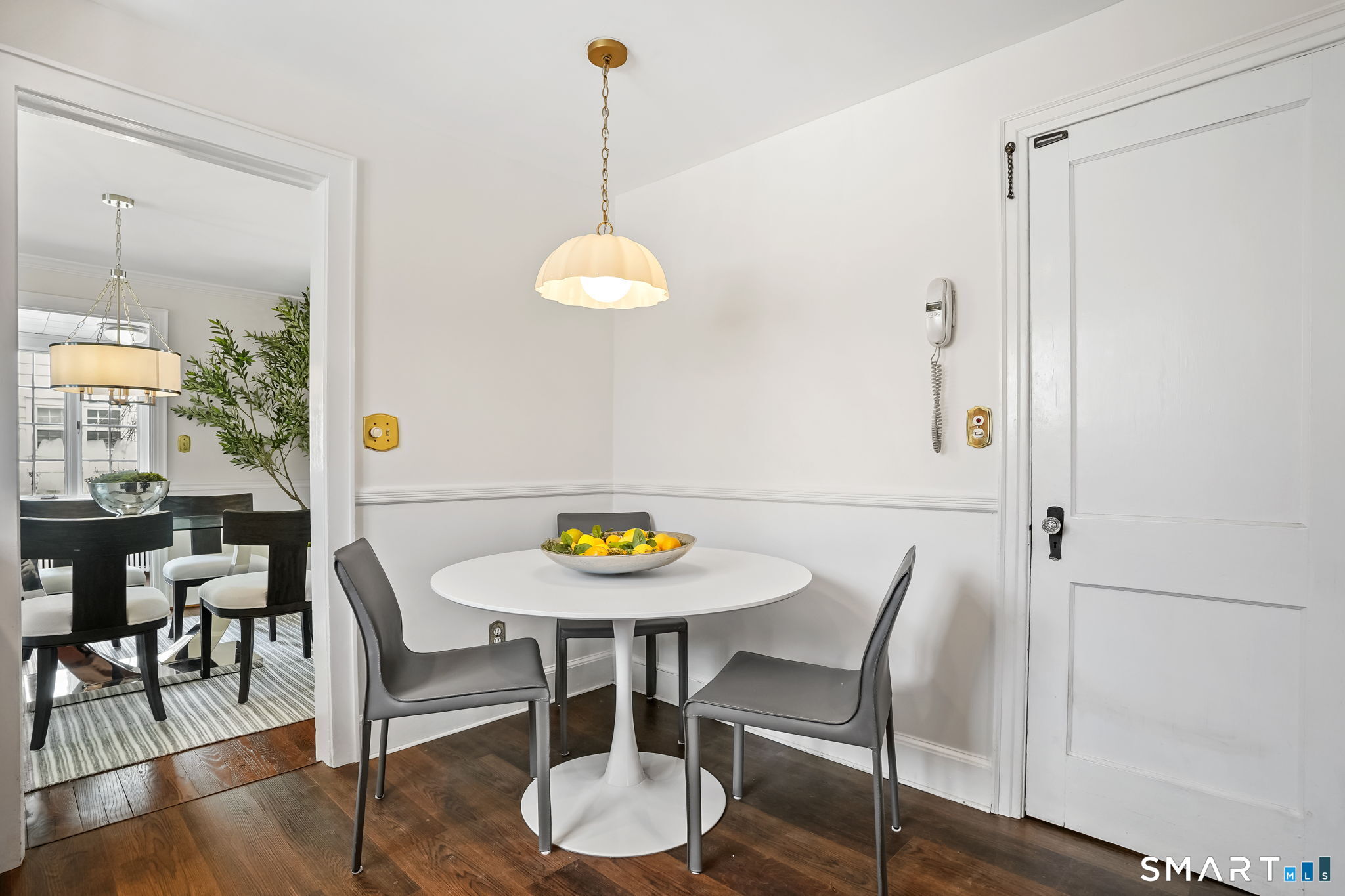 188 Henderson Road Fairfield, CT 06824 - Photo 19 of 38 Lovely eat-in-area