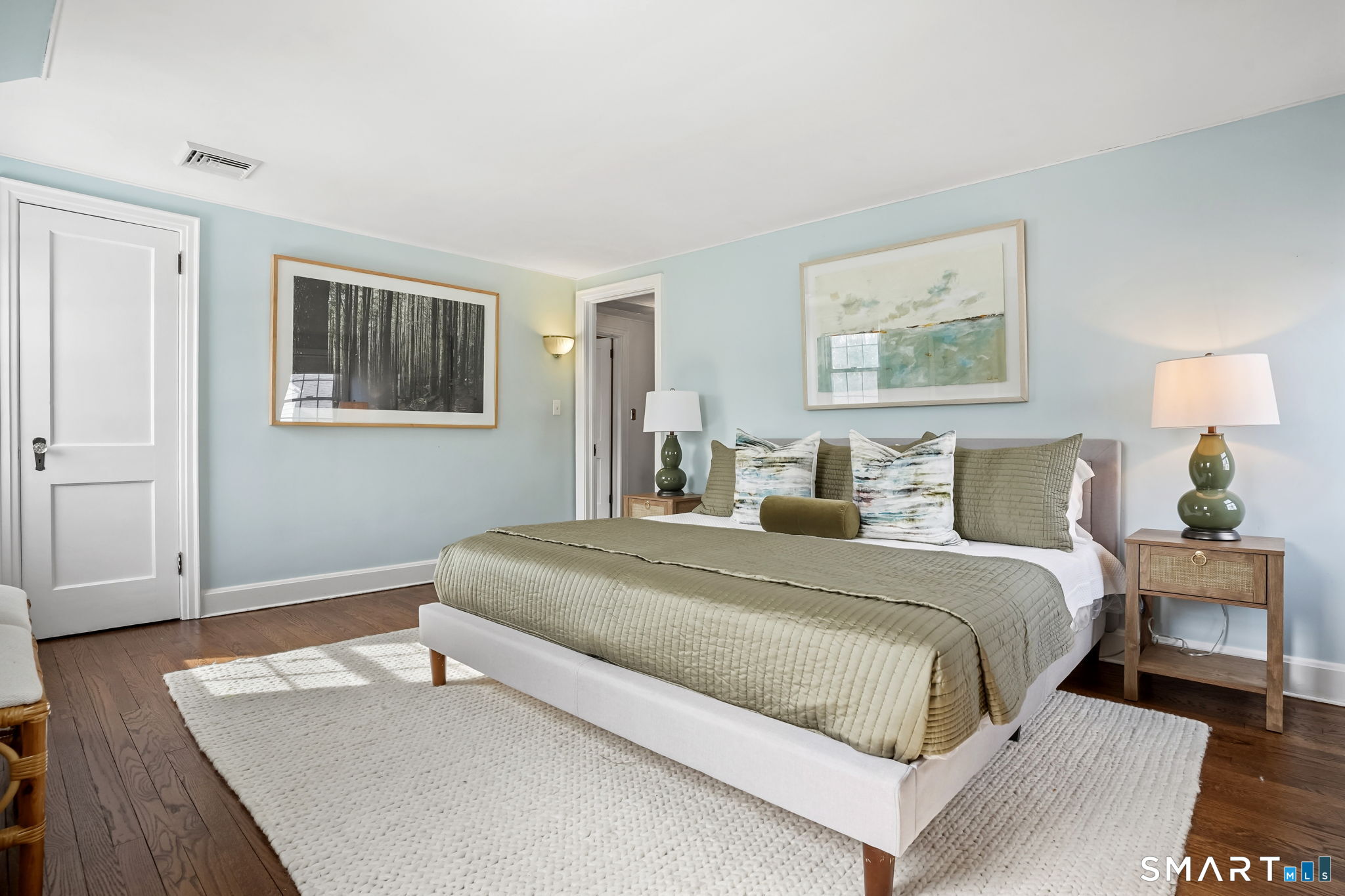 188 Henderson Road Fairfield, CT 06824 - Photo 24 of 38