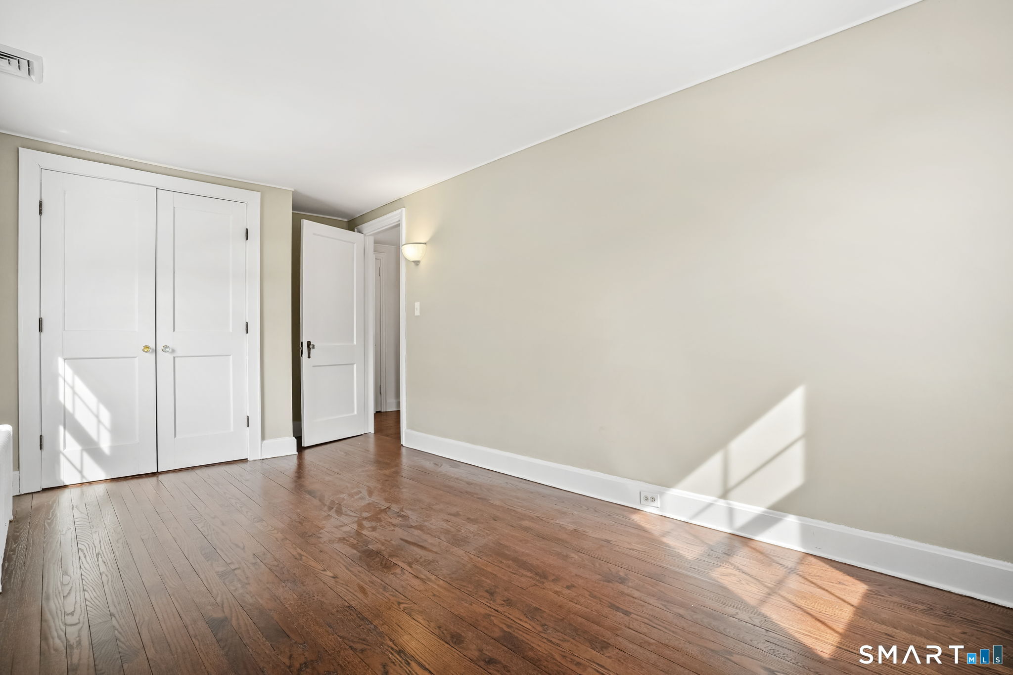 188 Henderson Road Fairfield, CT 06824 - Photo 26 of 38