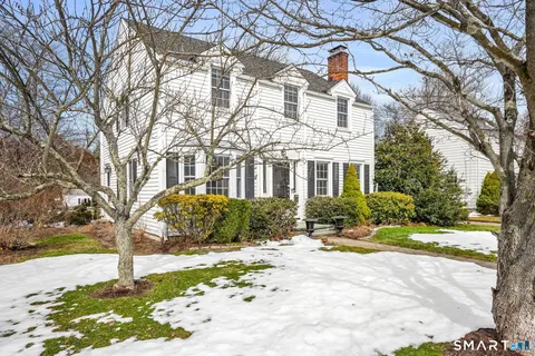 $799,000 | 188 Henderson Road, Fairfield, CT 06824